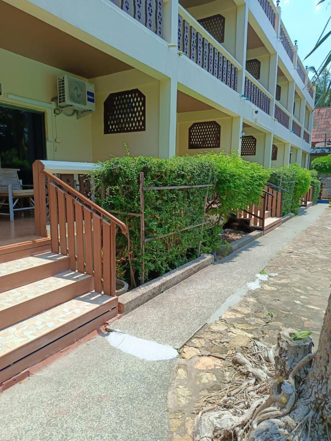 Ban Nam Mao Resort Na Chom Thian Exterior foto